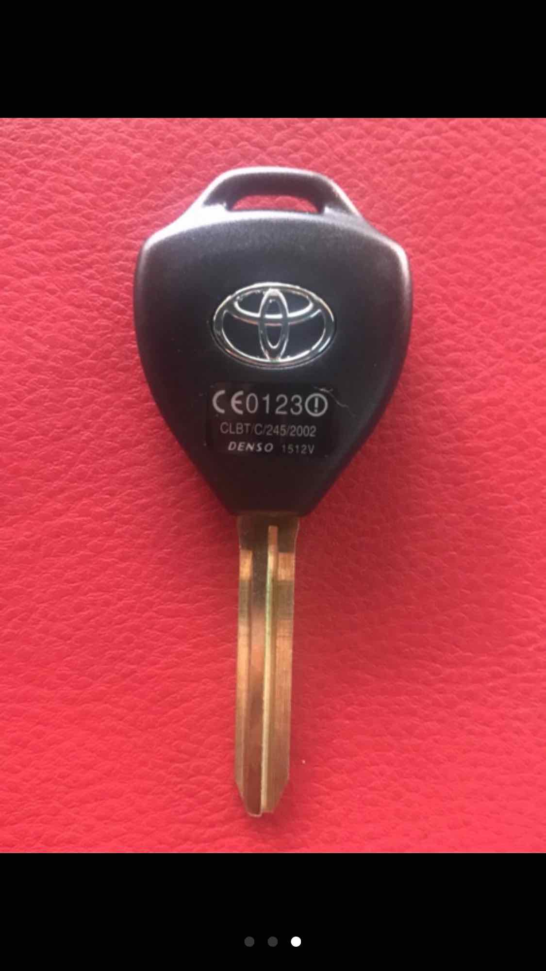 [Lấy mã giảm thêm 30%]Vỏ Chìa Khóa Xe Toyota 4 nút