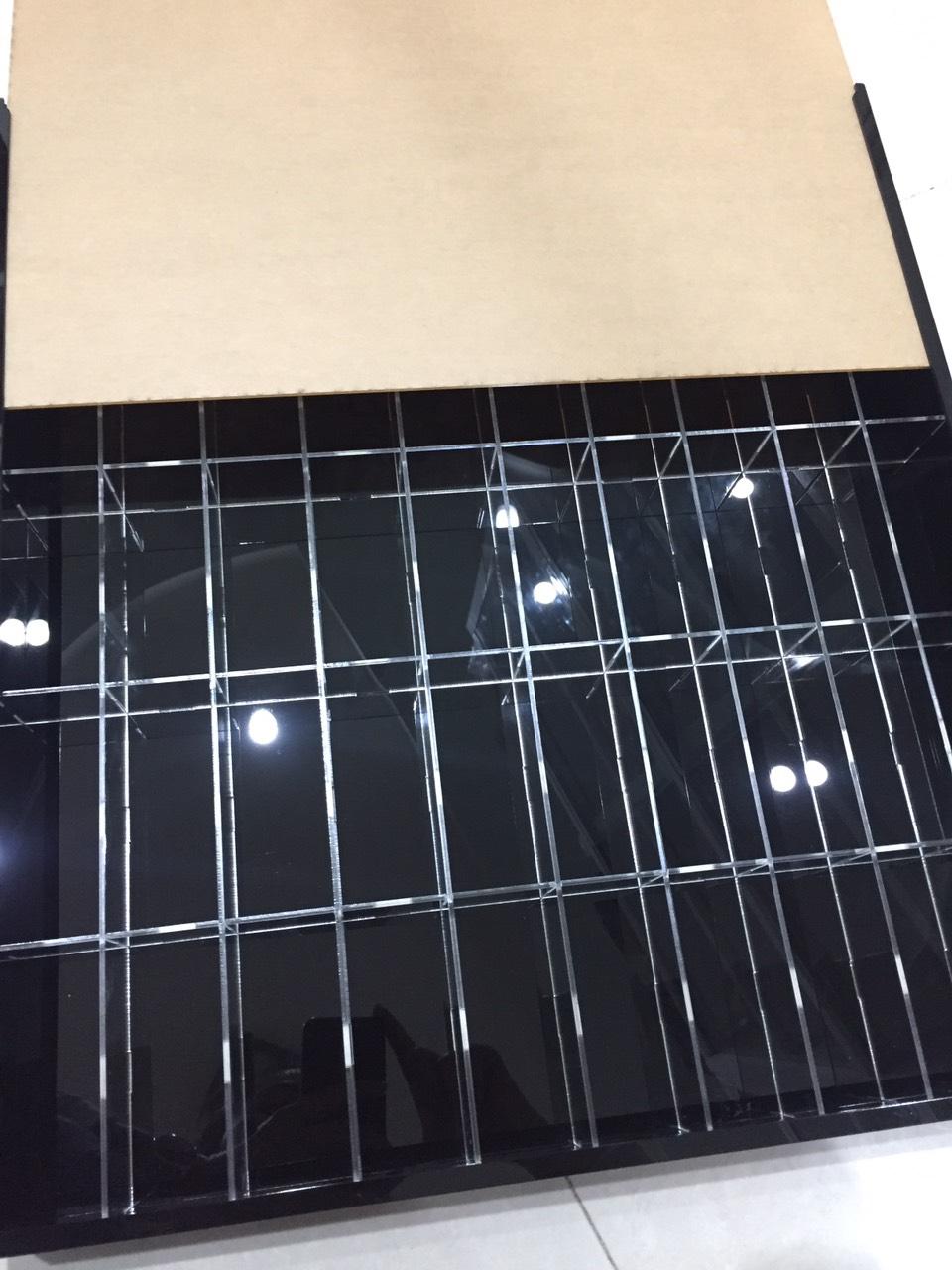 Kệ mica trưng bày xe mô hình 1/64