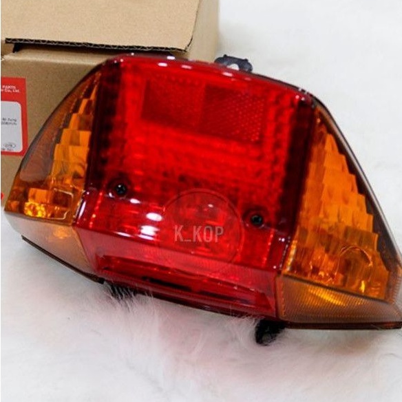 cụm đèn hậu xe supper dream hàng chính hãng honda sẵn đui và bóng -8% phụ tùng xe máy