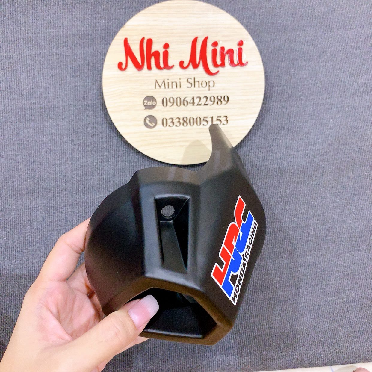 CHỤP ĐÍCH PÔ WINNER V1 MŨ ĐEN NHÁM