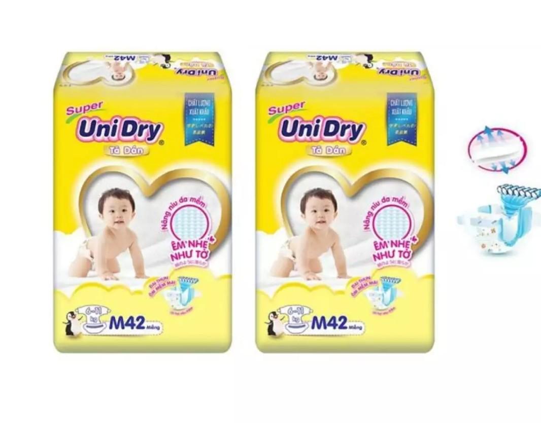 Combo 2 bịch tã dán Unidry mẫu mớ  size M từ 6-11kg
