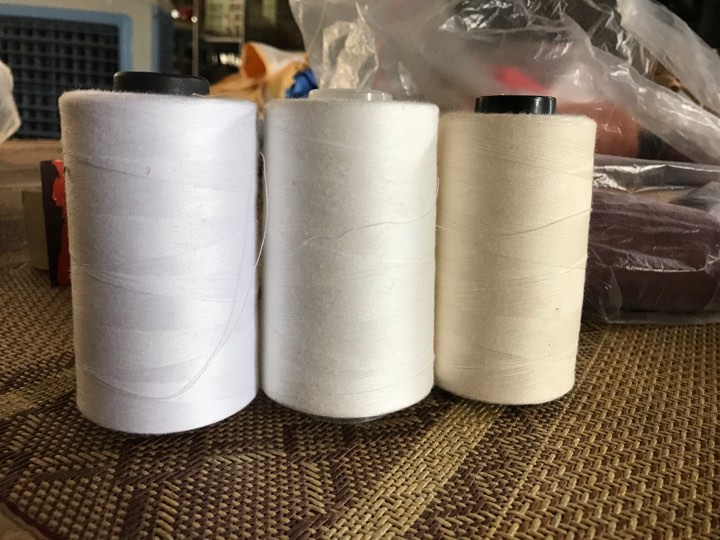 1kg ( 6 cuộn) CHỈ MAY CÔNG NGHIỆP