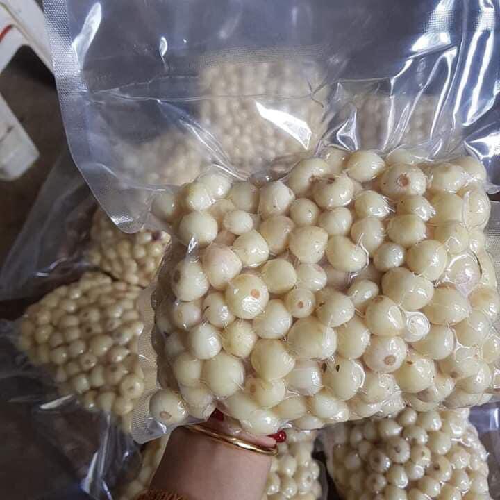 TỎI CÔ ĐƠN NGÂM MẬT ONG RỪNG (họp 2,2kg/650k )