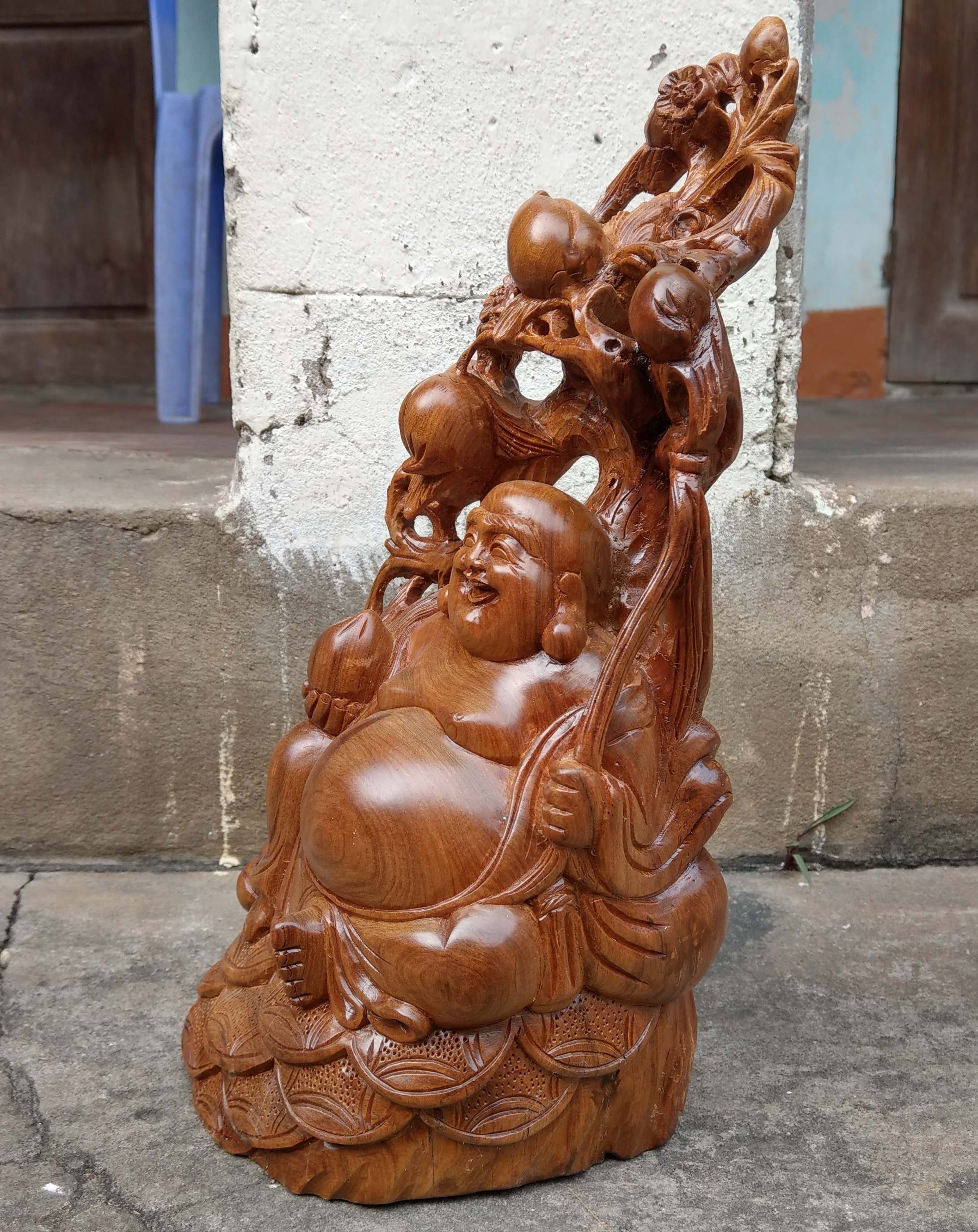 Tượng Di Lặc Gỗ Bách Xanh - Cao 33cm