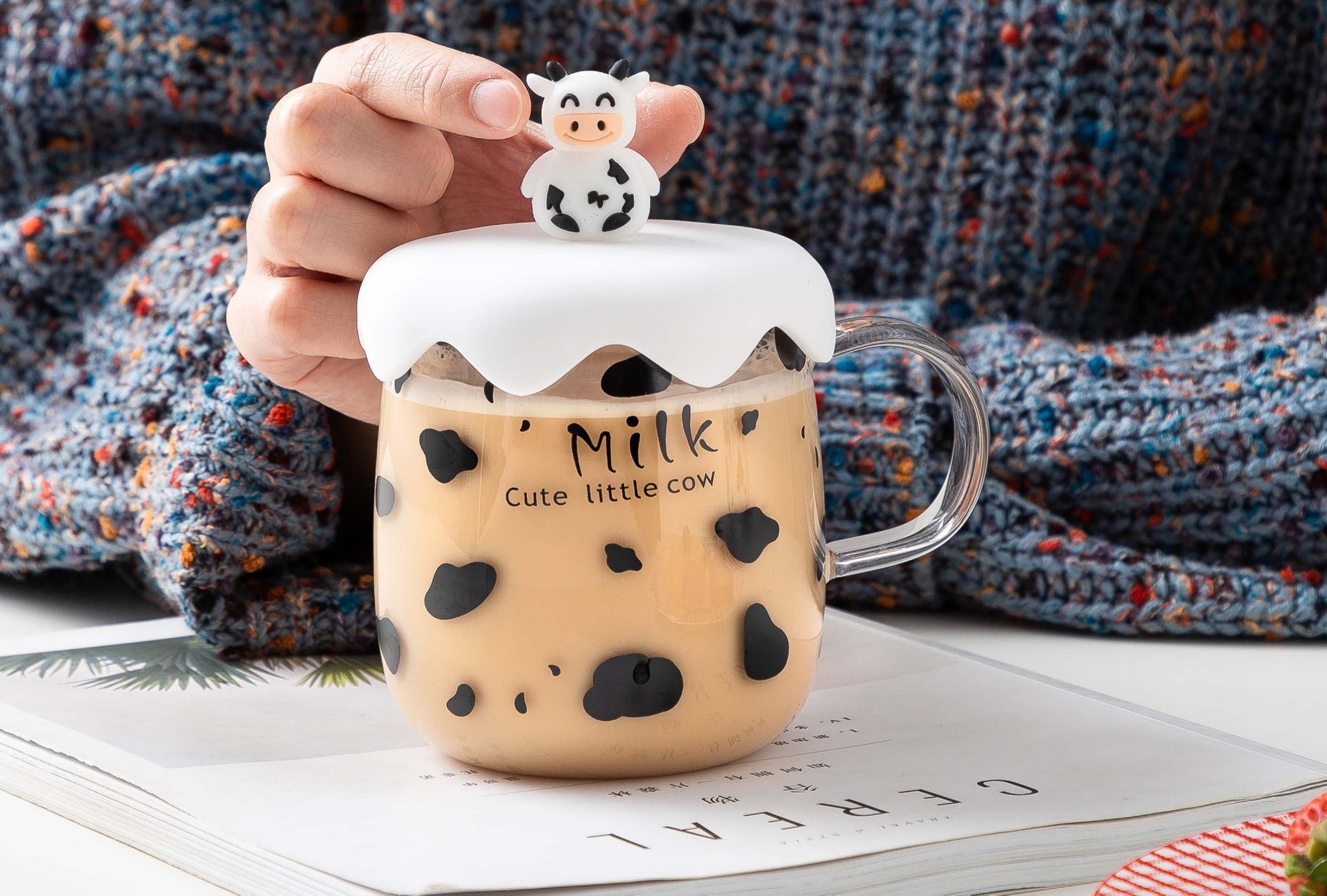 Cốc nước bò sữa thủy tinh cute