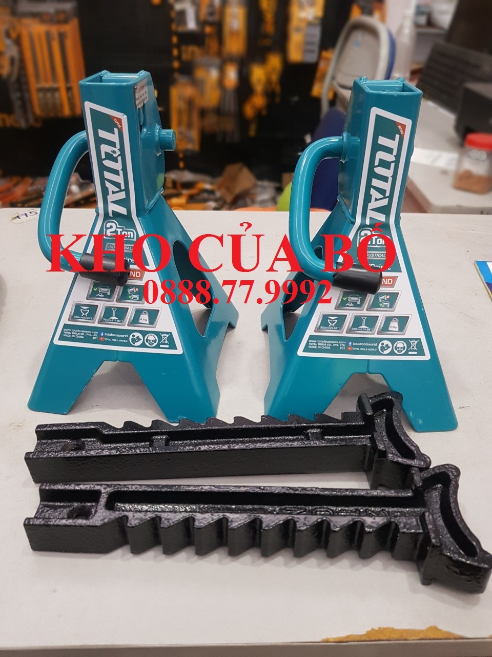 Đội kê 2 tấn total thjs0201 đội kê ô tô chiều cao nâng tối thiểu 250mm chiều cao nâng tối đa 380mm nâng hàng hóa, vật kh