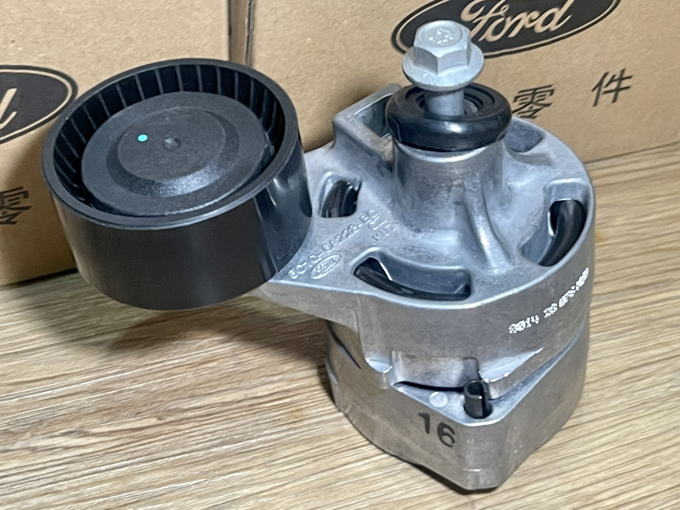 Cụm tang đưa dây curoa tổng ford transit 2008-2022 ford jmc