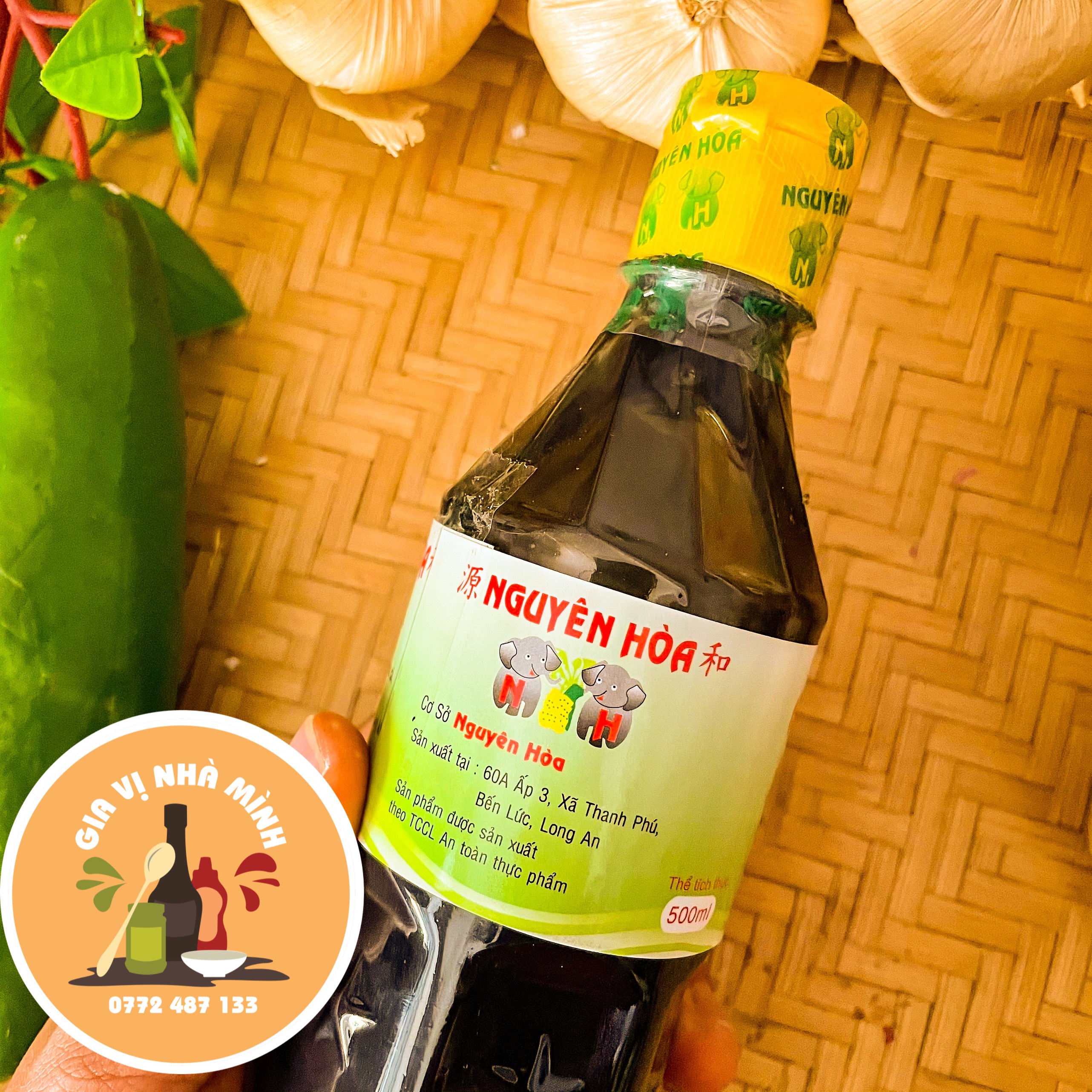 HẮC XÌ DẦU NGUYÊN HÒA - CHAI 500ML