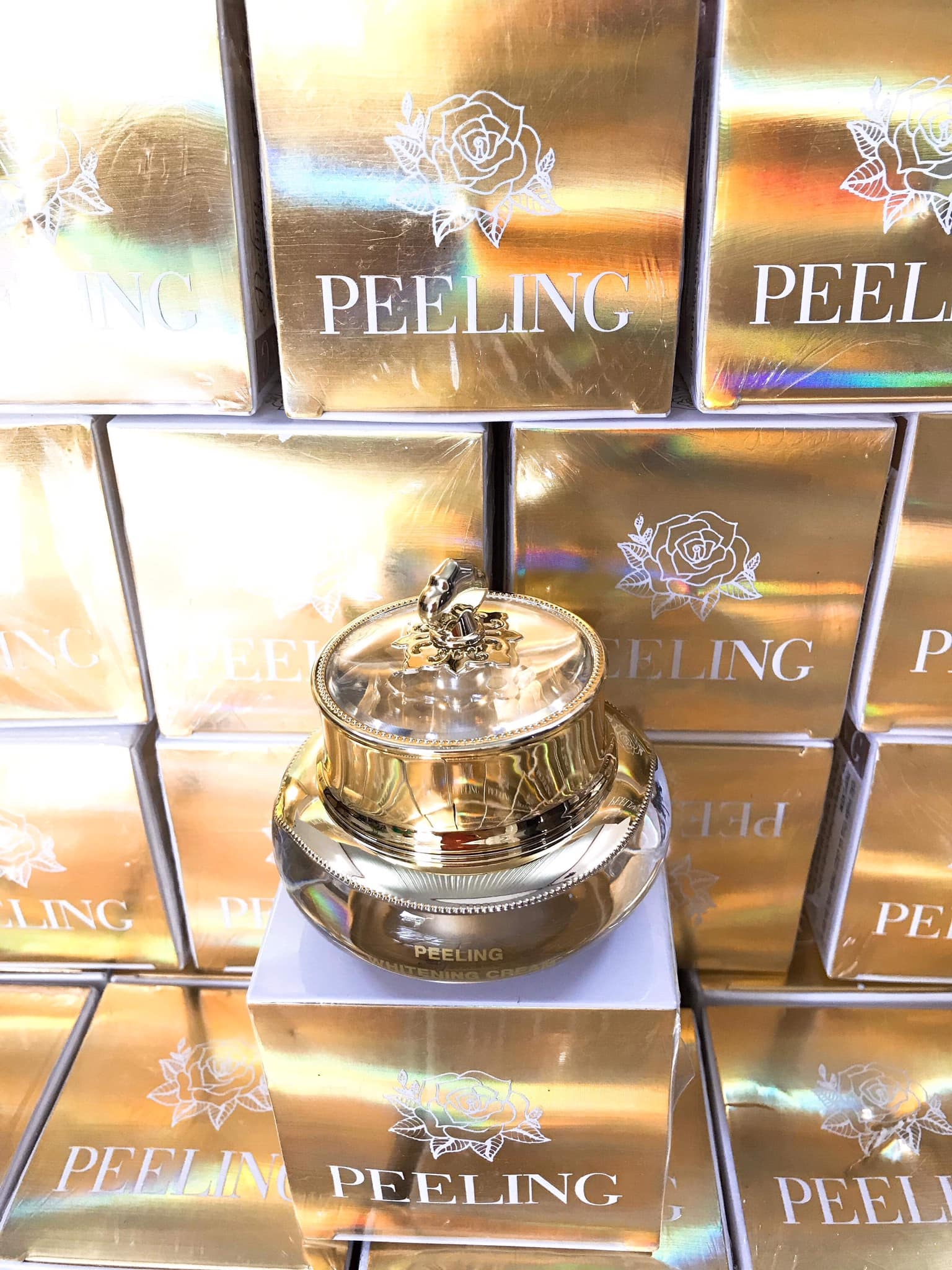 Mẫu mới - Kem Peeling Tái Tạo Da Mặt.