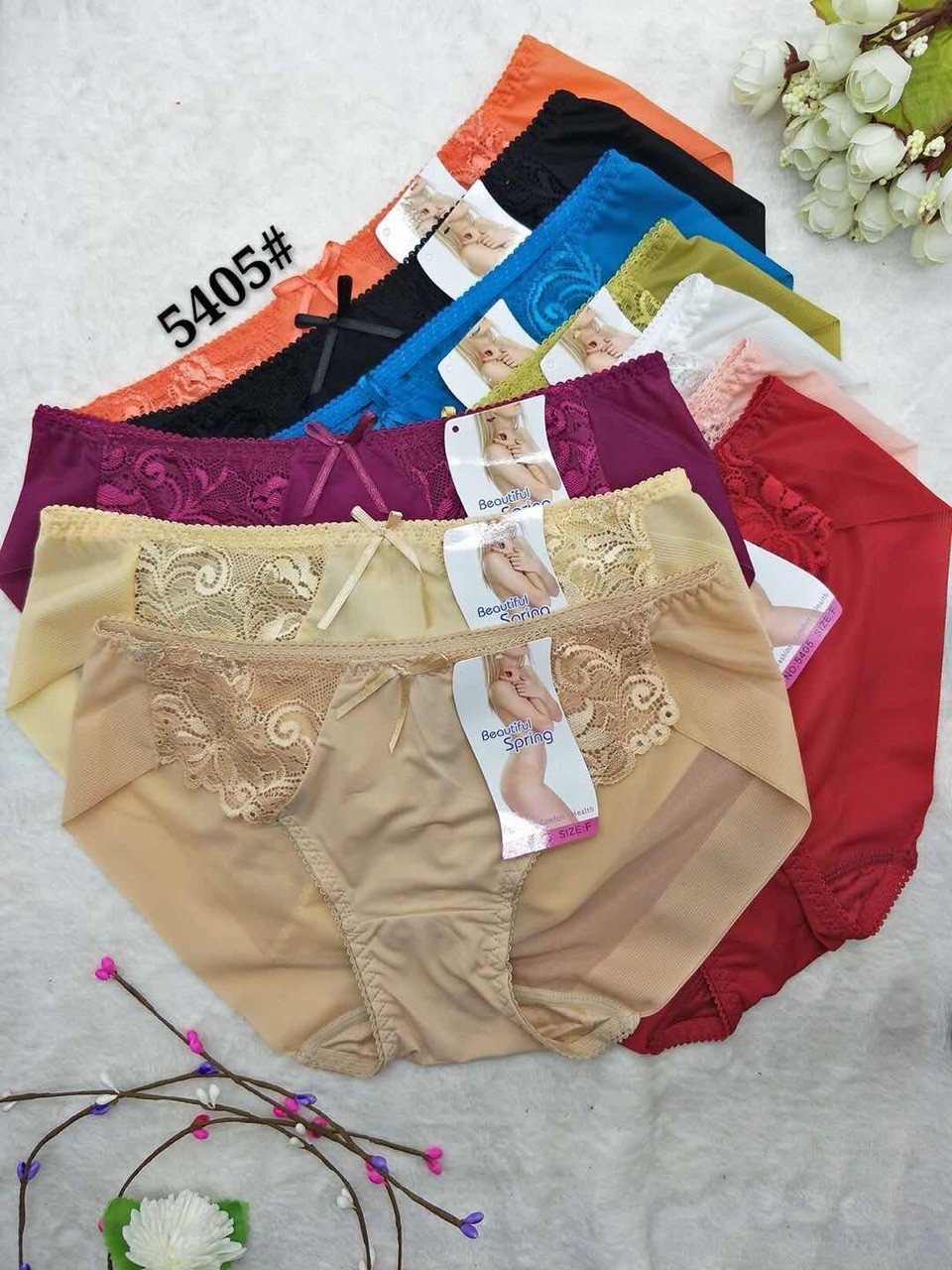 QUẦN LÓT NỮ REN 2 BÊN BEAUTIFUL SPRING 5405