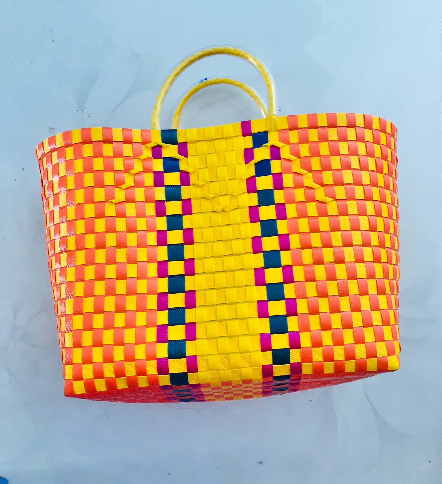 Giỏ nhựa đan (loại nhỏ -16 dây)