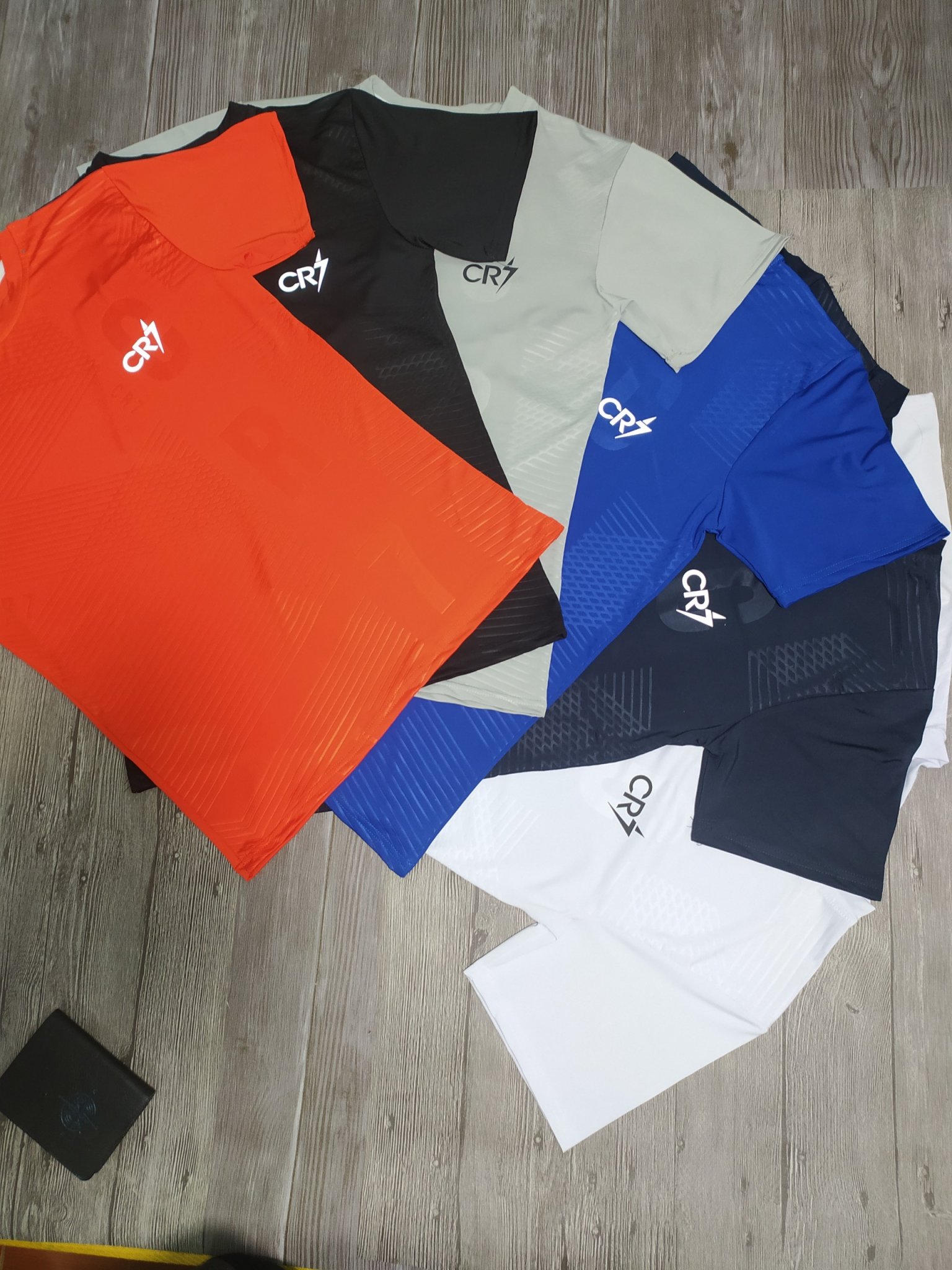 Bộ Thể Thao Nam Chất Thun Lạnh Co Giãn 4 Chiều CR7