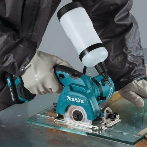 Máy cắt dùng pin Makita CC301DSYE