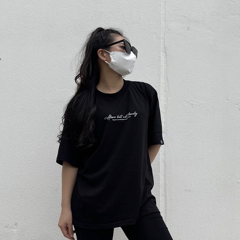Áo thun cotton VEGSIVIR - ALONE BUT NOT LONELY