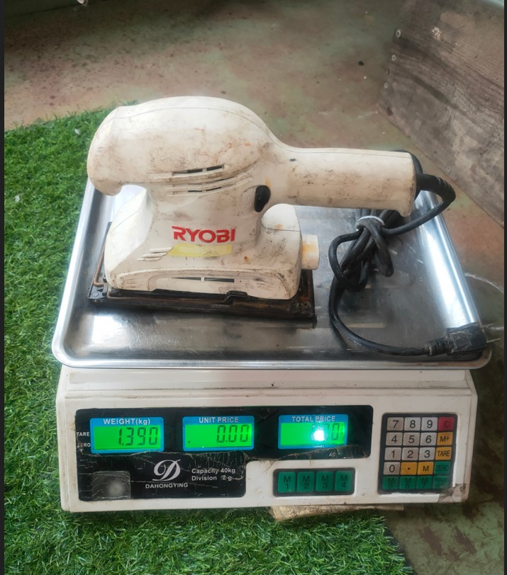 Chà nhám rung RYOBI hàng Nhật bãi