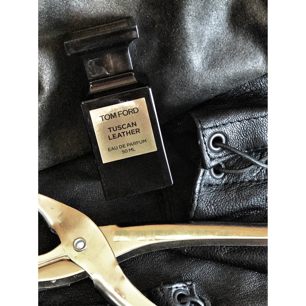-𝑺𝒄𝒆𝒏𝒕𝒔𝒂𝒊𝒈𝒐𝒏- Nước hoa Tom Ford Tuscan Leather 10ml