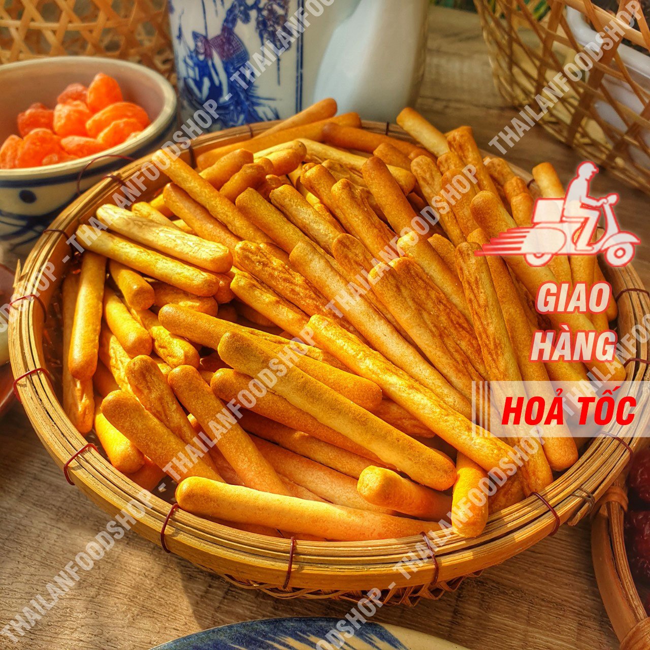 Bánh Quy Đũa Lon 300Gr (Bánh Quy Que/ Bánh Quy Mặn)