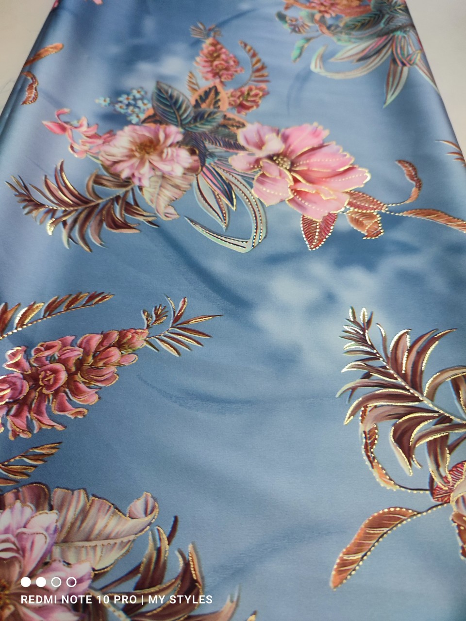 Vải áo dài lụa nhũ cao cấp hoạ tiết hoa lá (lụa Hongkong)