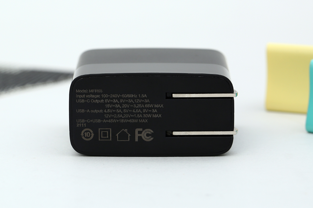 Adapter Sạc 2 cổng USB Type C PD QC 3.0 GN 65W XmR65 Đen