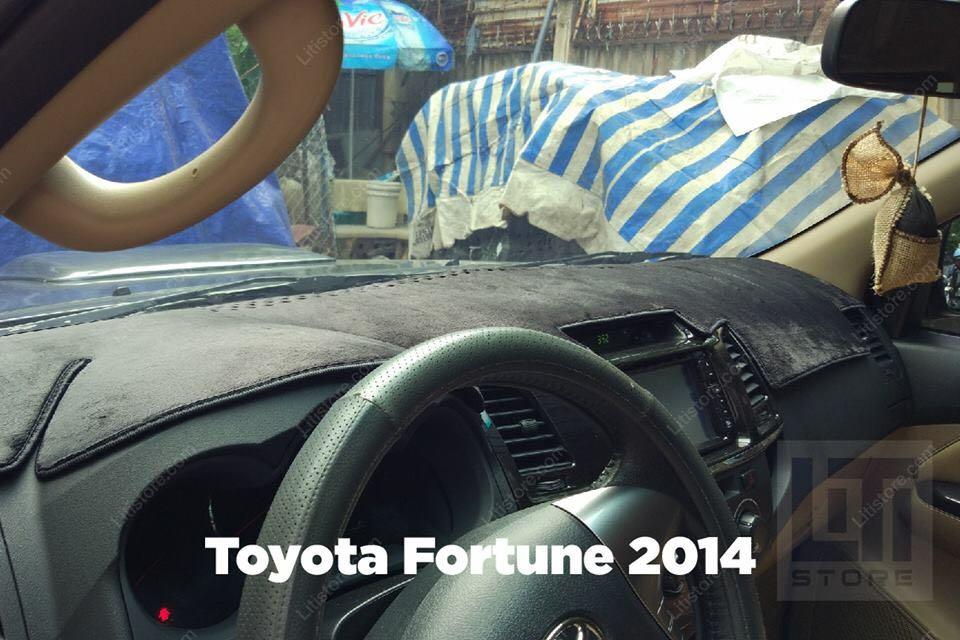 Thảm taplo lông cừu theo xe fortuner