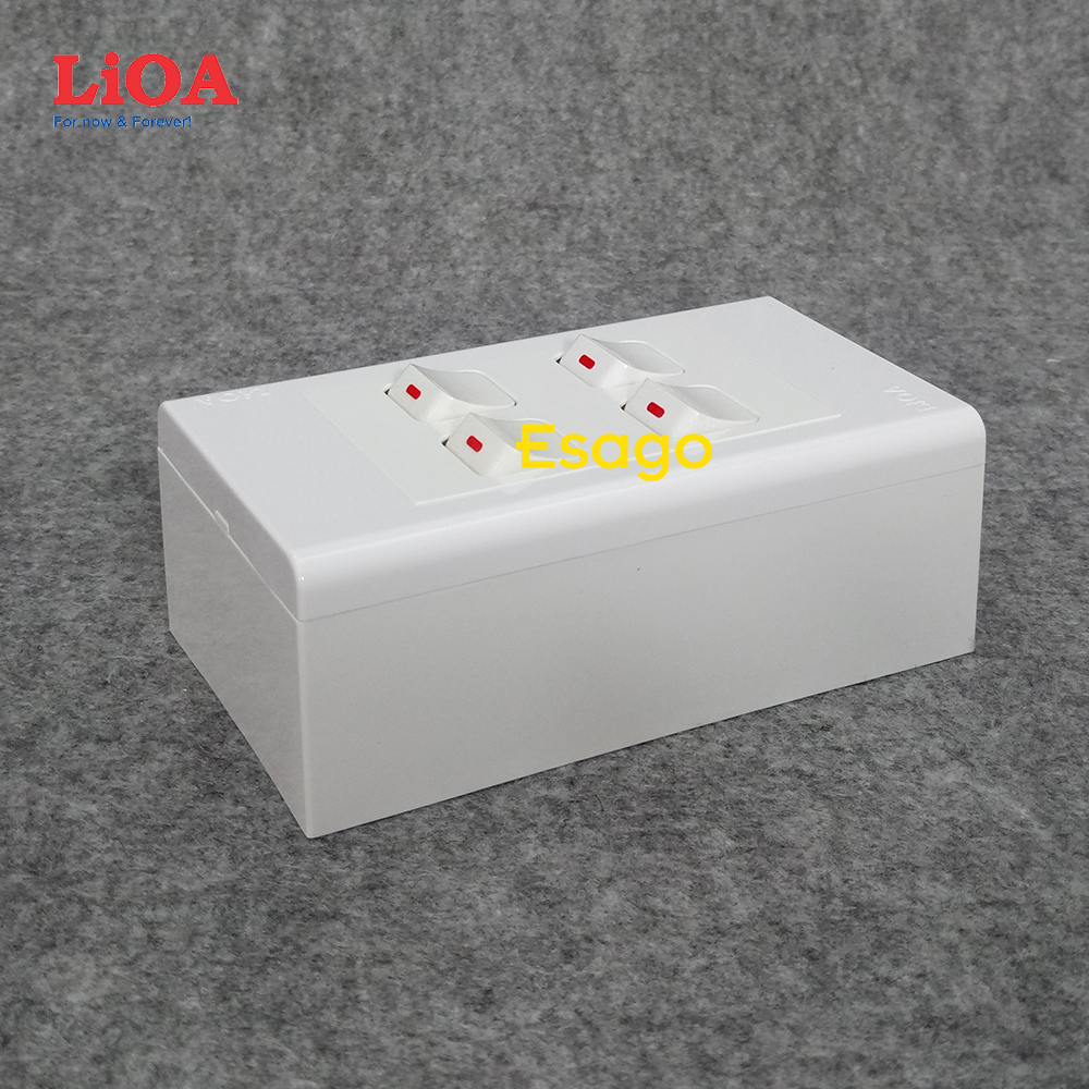 Combo 4 công tắc điện 1 chiều + mặt lỗ vuông LiOA + Đế nổi