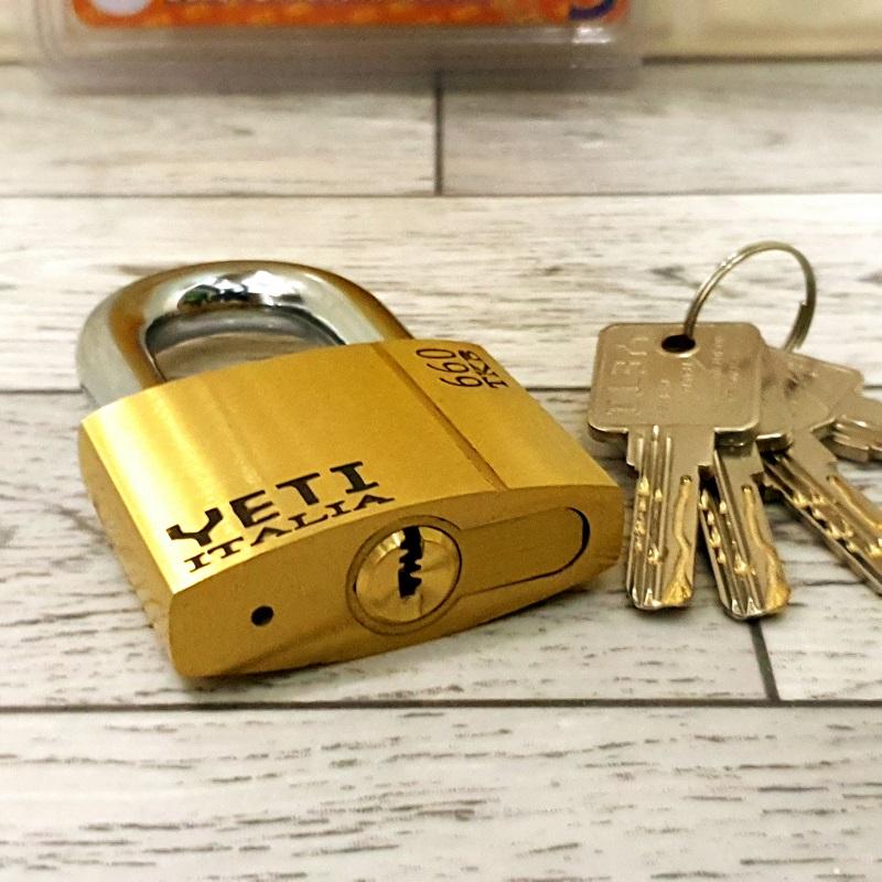Ổ Khóa Đồng Thau YETI 6cm Logo đen ( made in Italy )