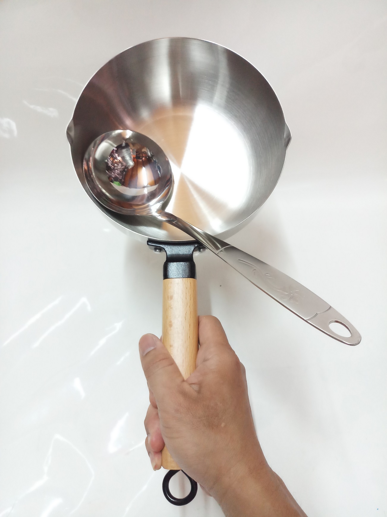 COMBO 1 CA INOX CÁN GỖ 20CM+1 VÁ INOX.