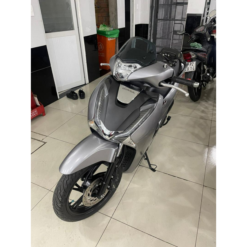 Kính chắn gió sh 2017/2019 hàng ZHIPAT..