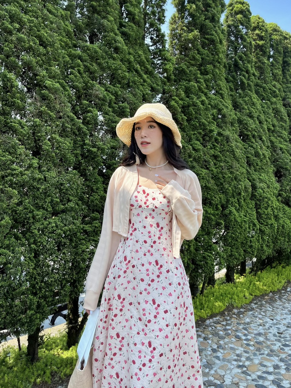 SET H40 ĐẦM 2S (có bigsize) HOA ĐỎ KÈM KHOÁC CROP NUDE