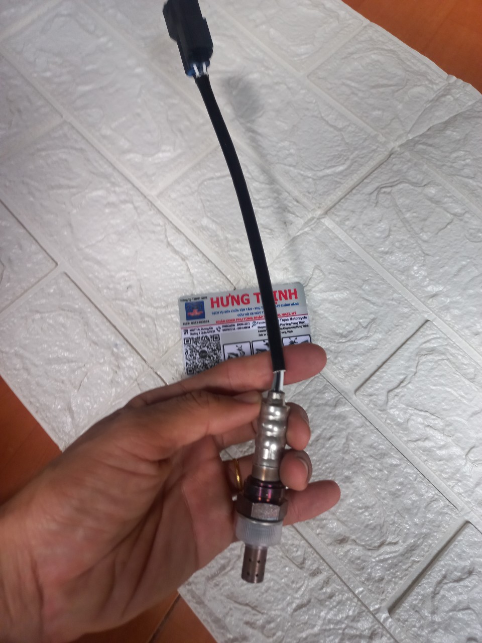 Cảm biến oxy ( cảm biến pô )sh ý