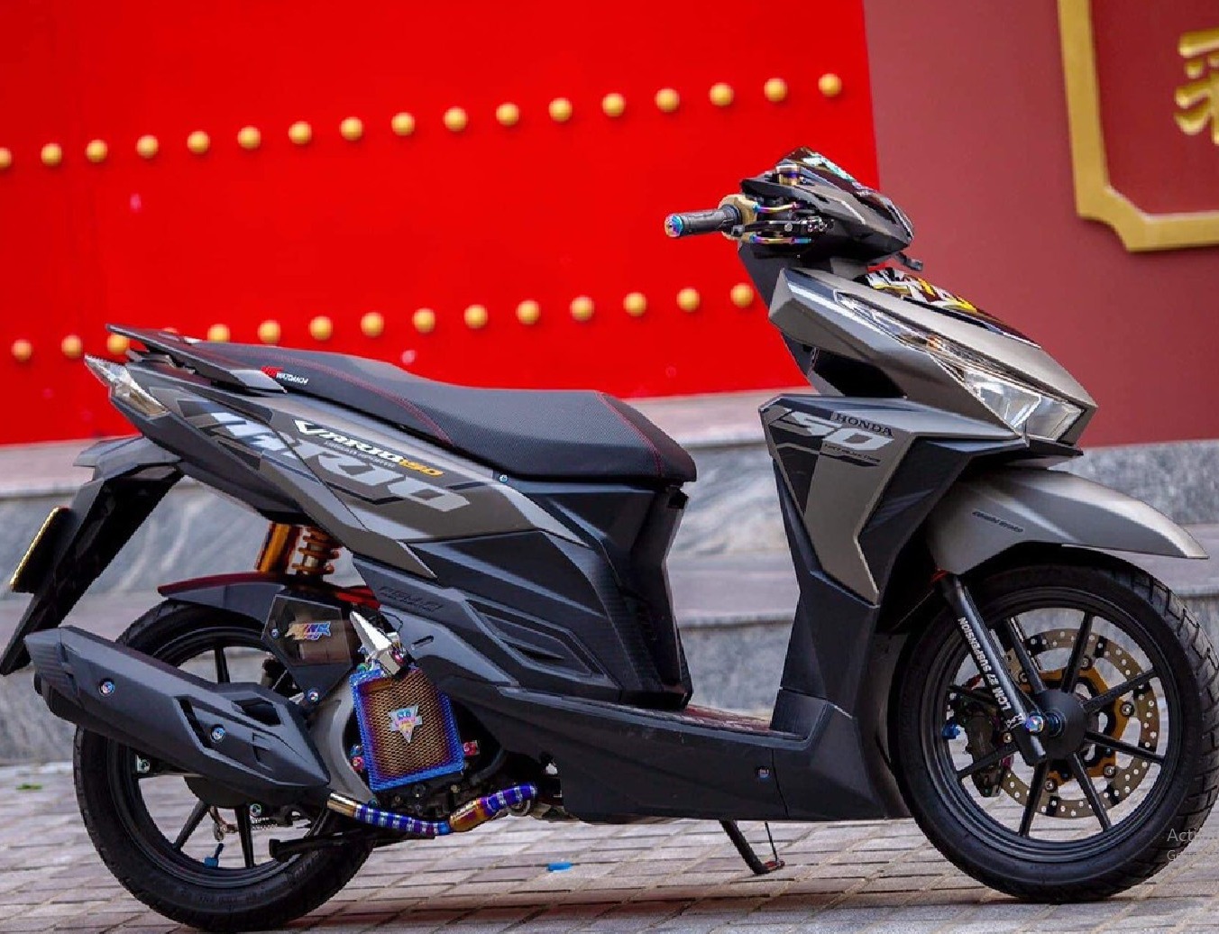 tem rời vario 2017 dán xe xám