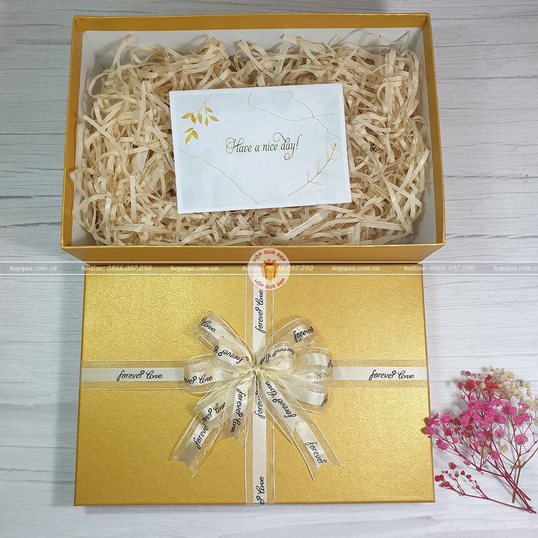 Hộp đựng quà tặng đẹp (Tặng thiệp + Giấy rơm)