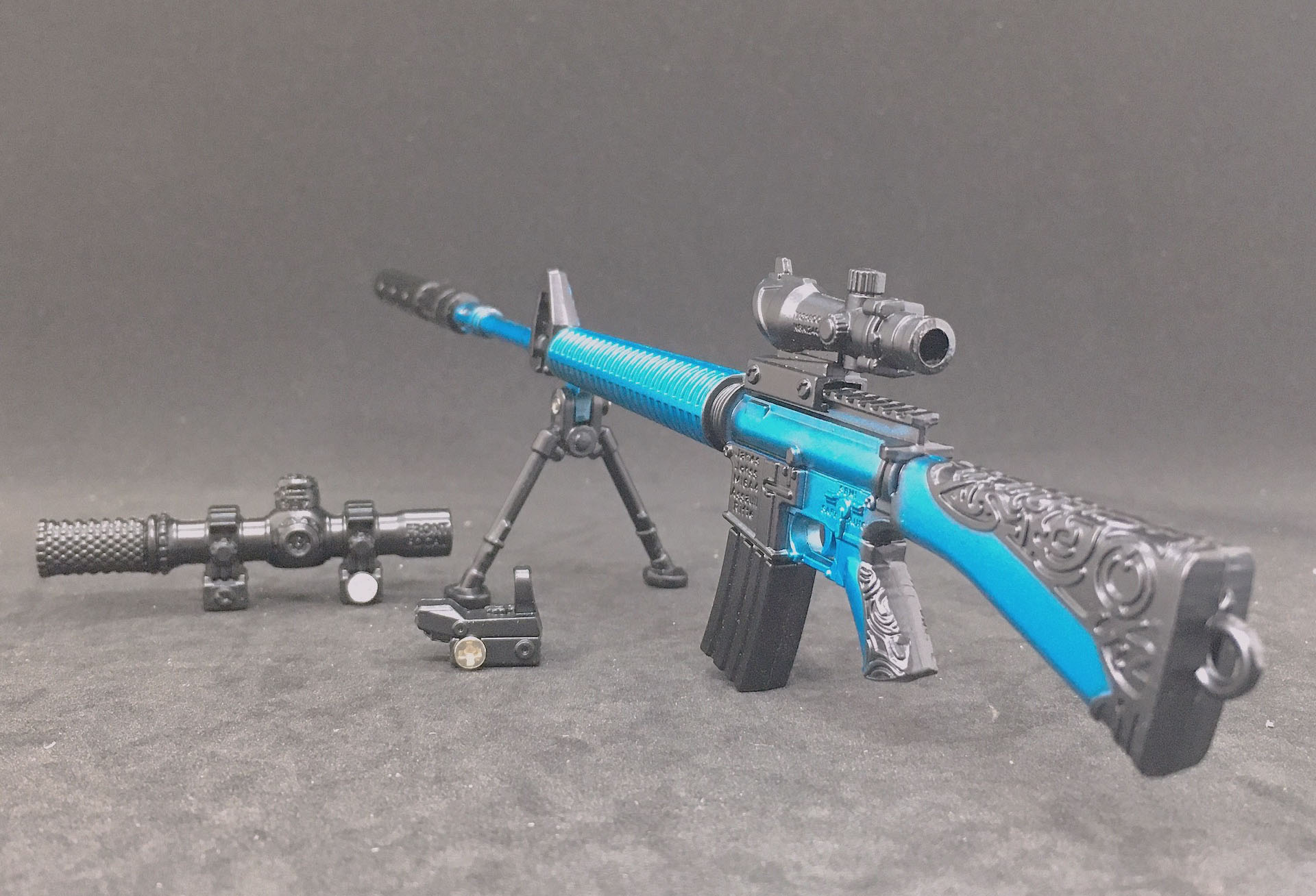 Mô Hình M16A4 Blue 3 Scope Dài 21 CM Trong PUBG