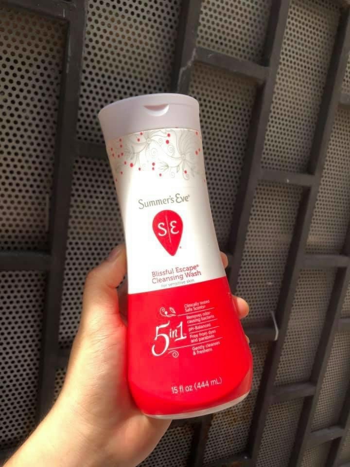 Dung Dịch Vệ Sinh Phụ Nữ Summer’S Eve 444ml