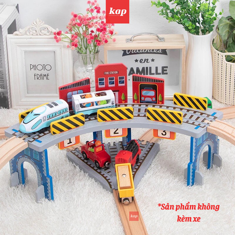 Trạm xe lửa 2 tầng (loại lớn) 17pcs, phụ kiện dành cho mô hình đường ray xe lửa gỗ