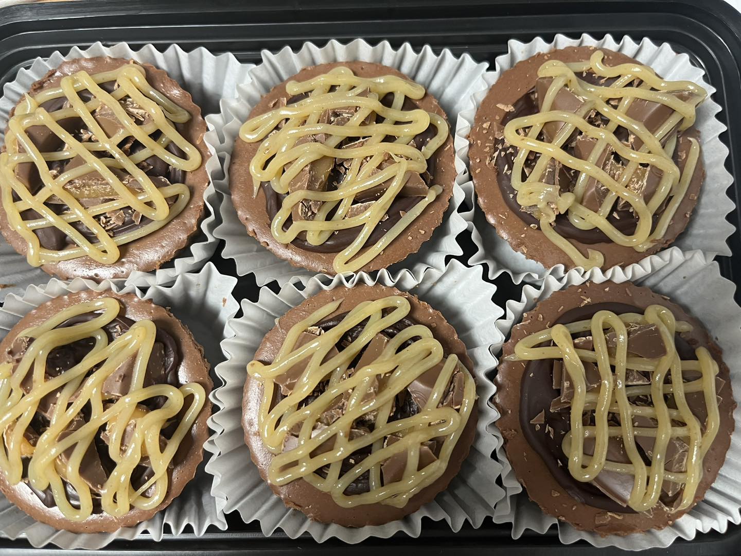 TÚI 5 - 12 THANH SOCOLA Cadbury Caramilk / Twirl Bites / Moro Sharepack / Crunchie Bites / Crunchie ALL BLACKS
