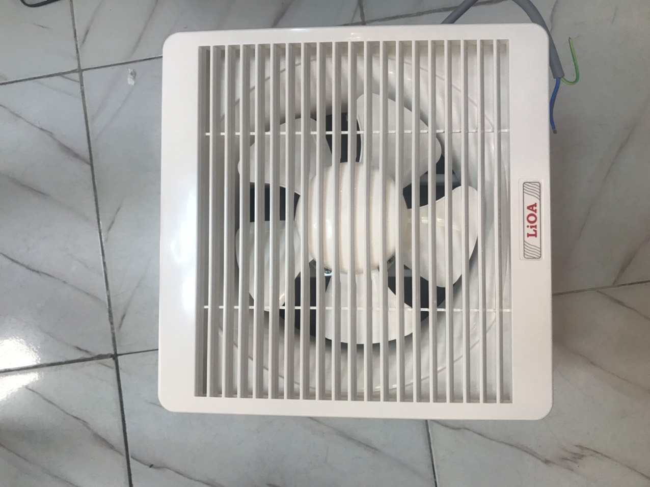 Quạt thông gió EVF25B2 LiOA gắn tường