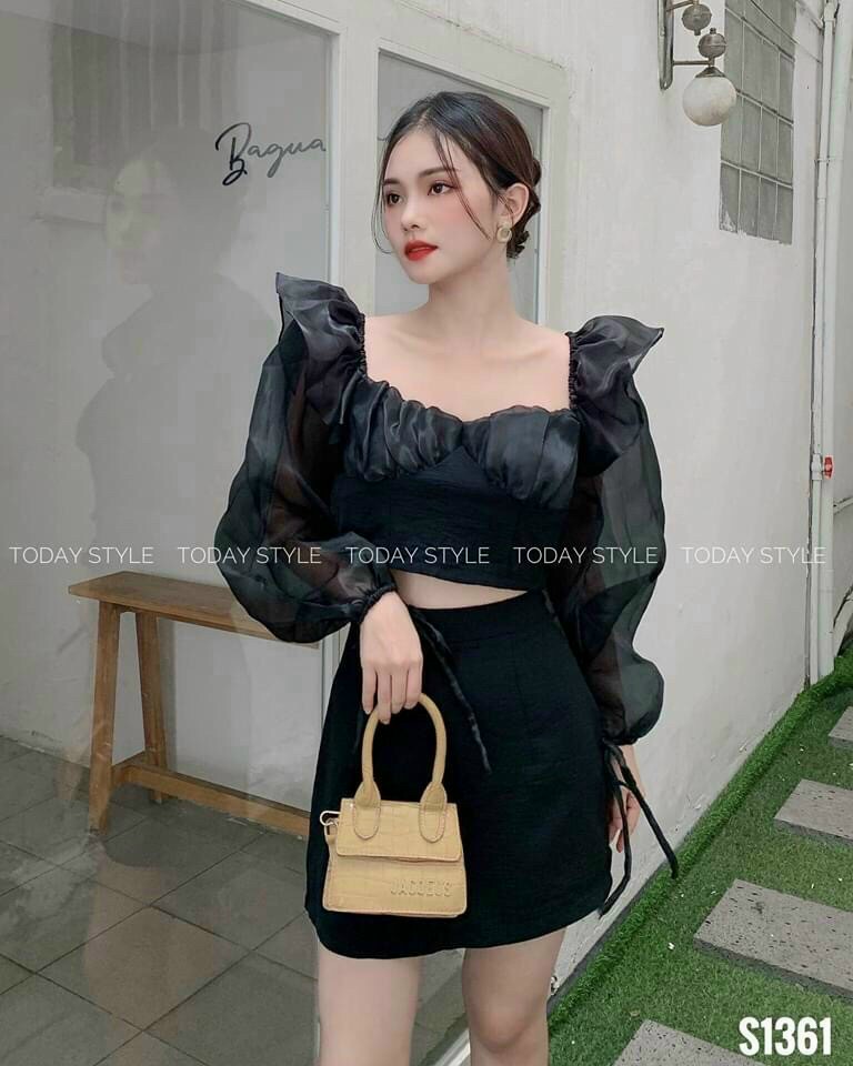 Set áo cánh tiên tay dài có mút ngực và chân váy