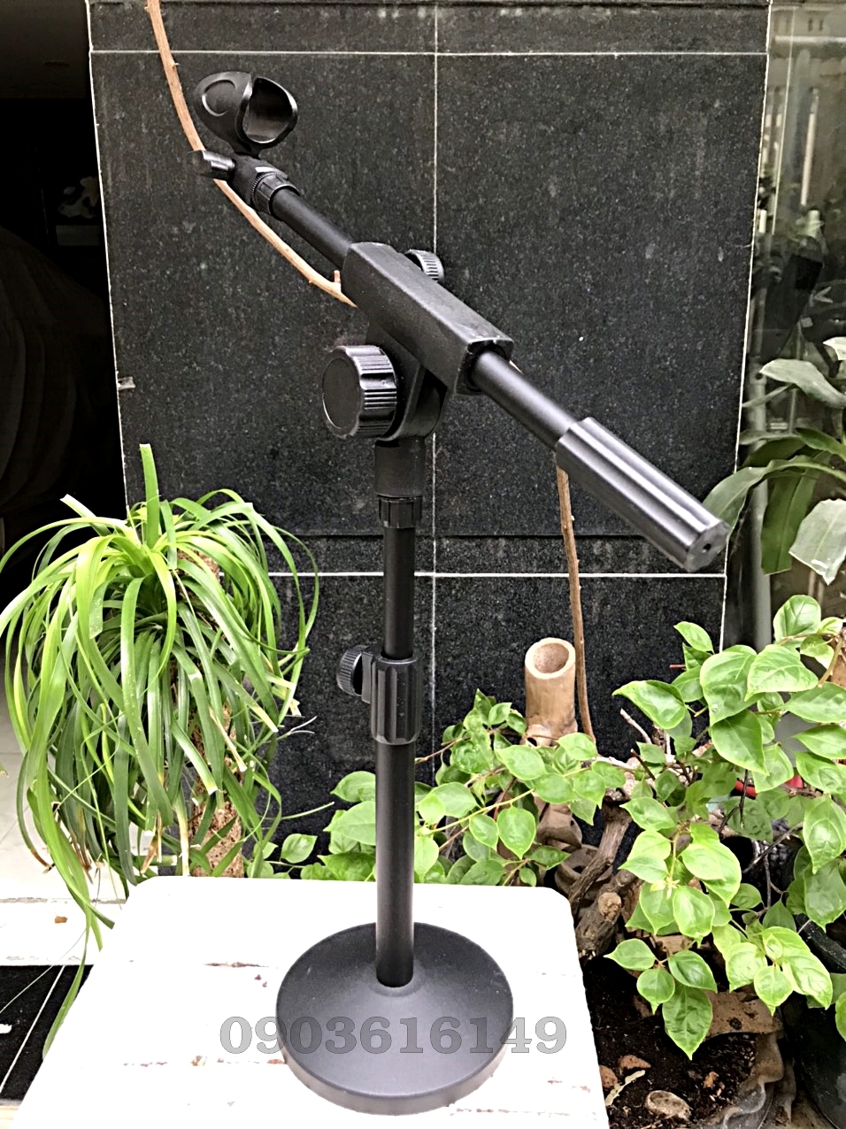 Chân đế micro để bàn