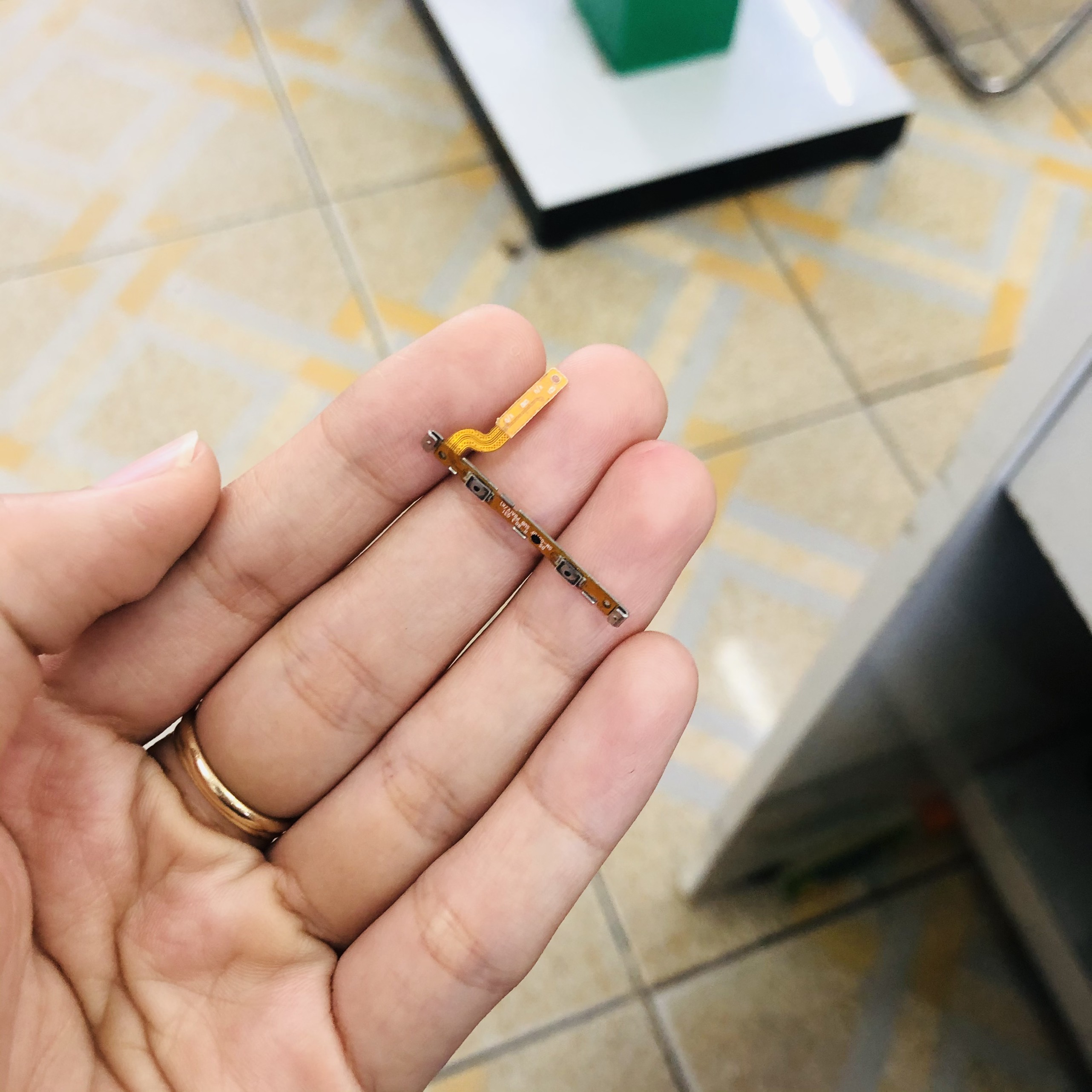 Dây nút volume, dây nút âm lượng Samsung J7 Prime / công tắc âm lượng Samsung J7 Prime zin bóc máy , bảo hành đổi trả