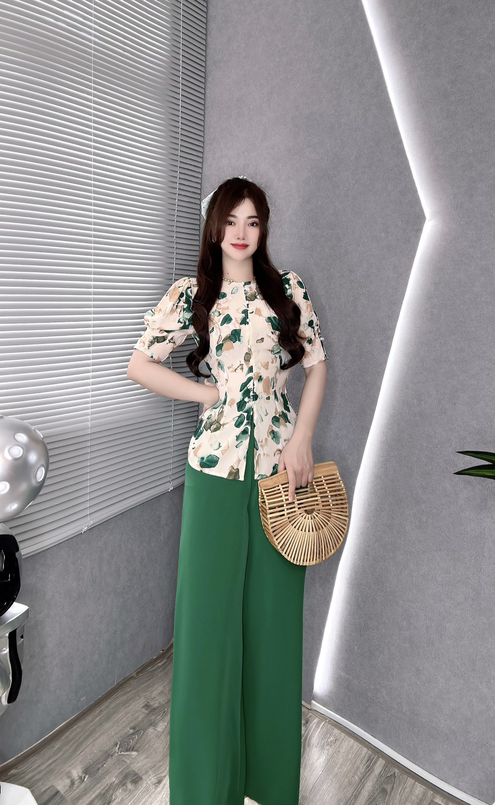 BỘ BÀ BA LỤA HOA 3D TAY PHỒNG
