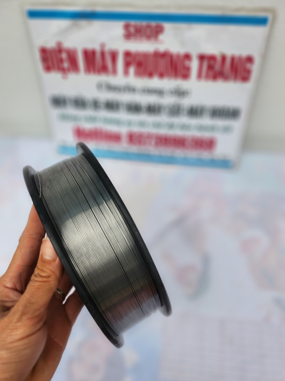 Cuộn dây hàn MIG 5 kg ( KHÔNG DÙNG KHÍ - DÙNG KHÍ )