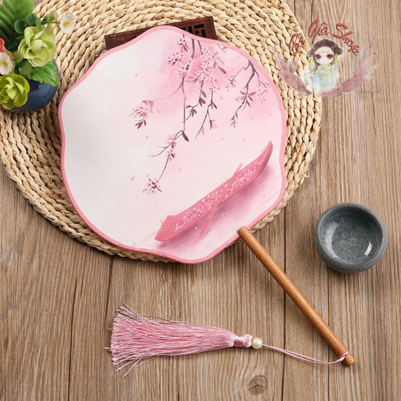 Quạt tròn cổ trang (nhiều mẫu)