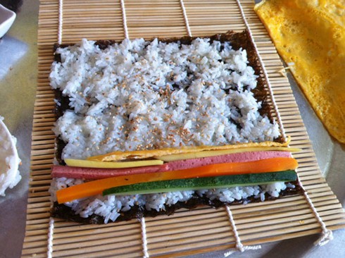Rong biển cuộn cơm Hàn Quốc (Gimbap) gói 10 lá