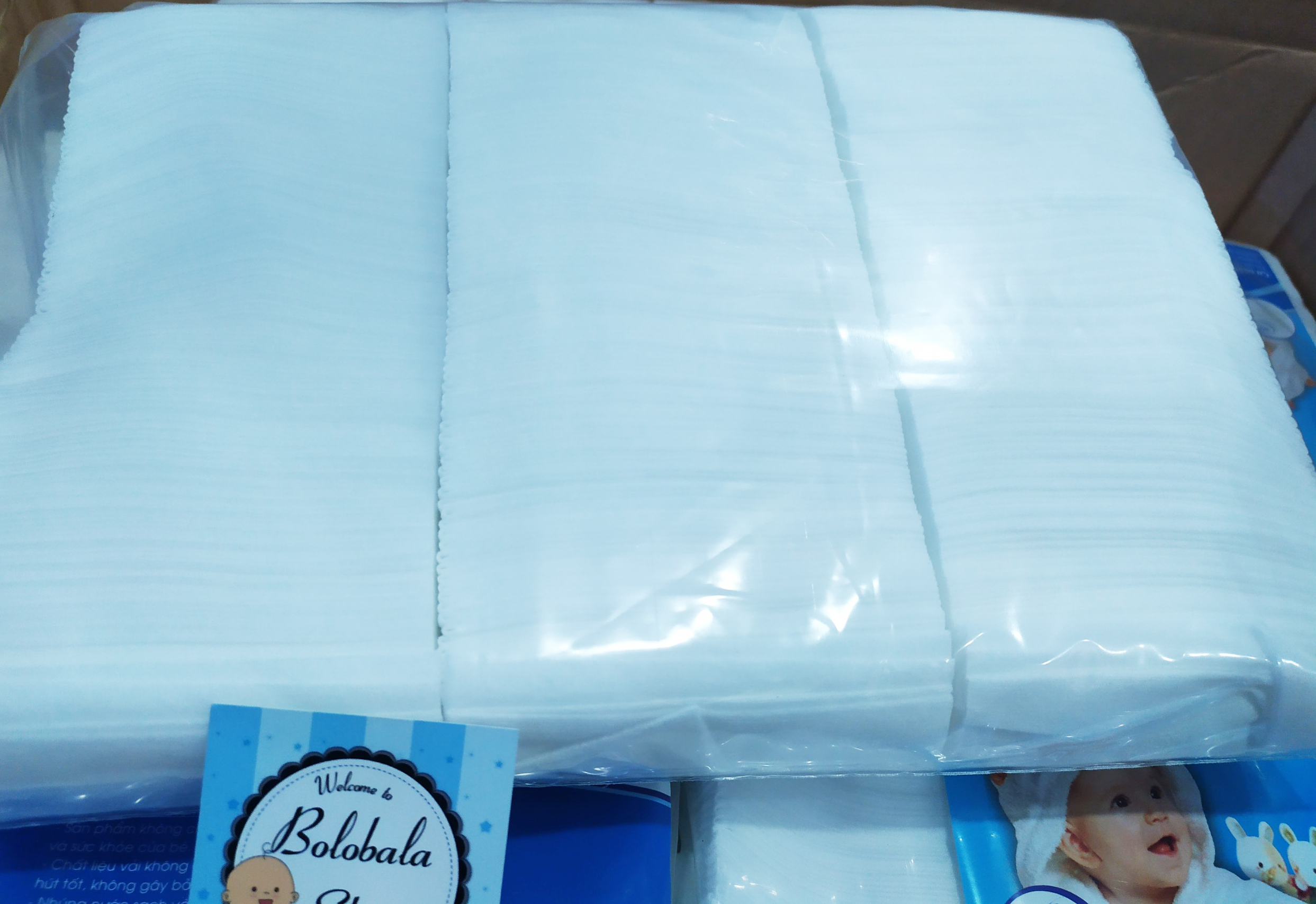 [HCM]Khăn vải khô đa năng Kiara 300 tờ