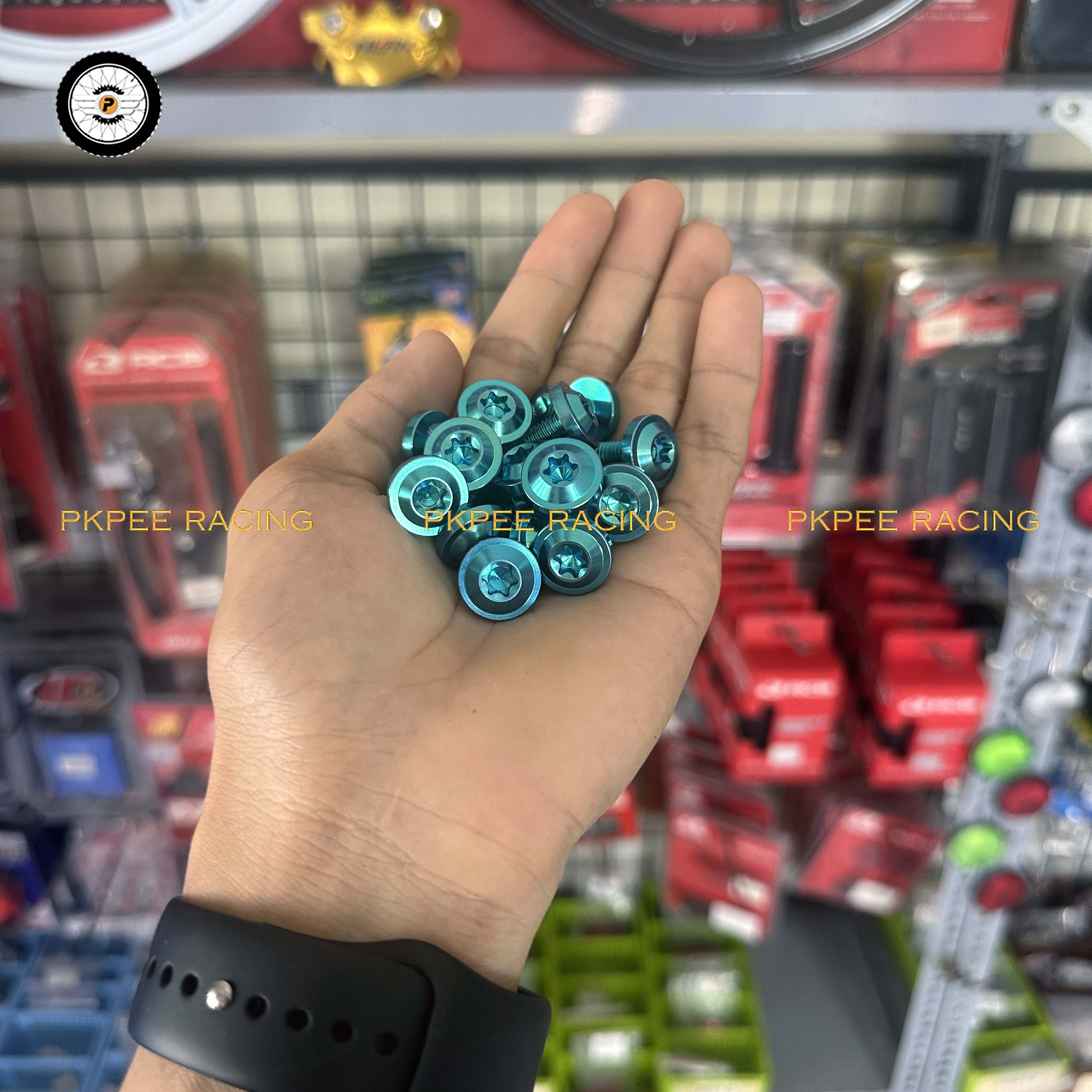 Ốc Titan GR5 6ly Đầu Dù