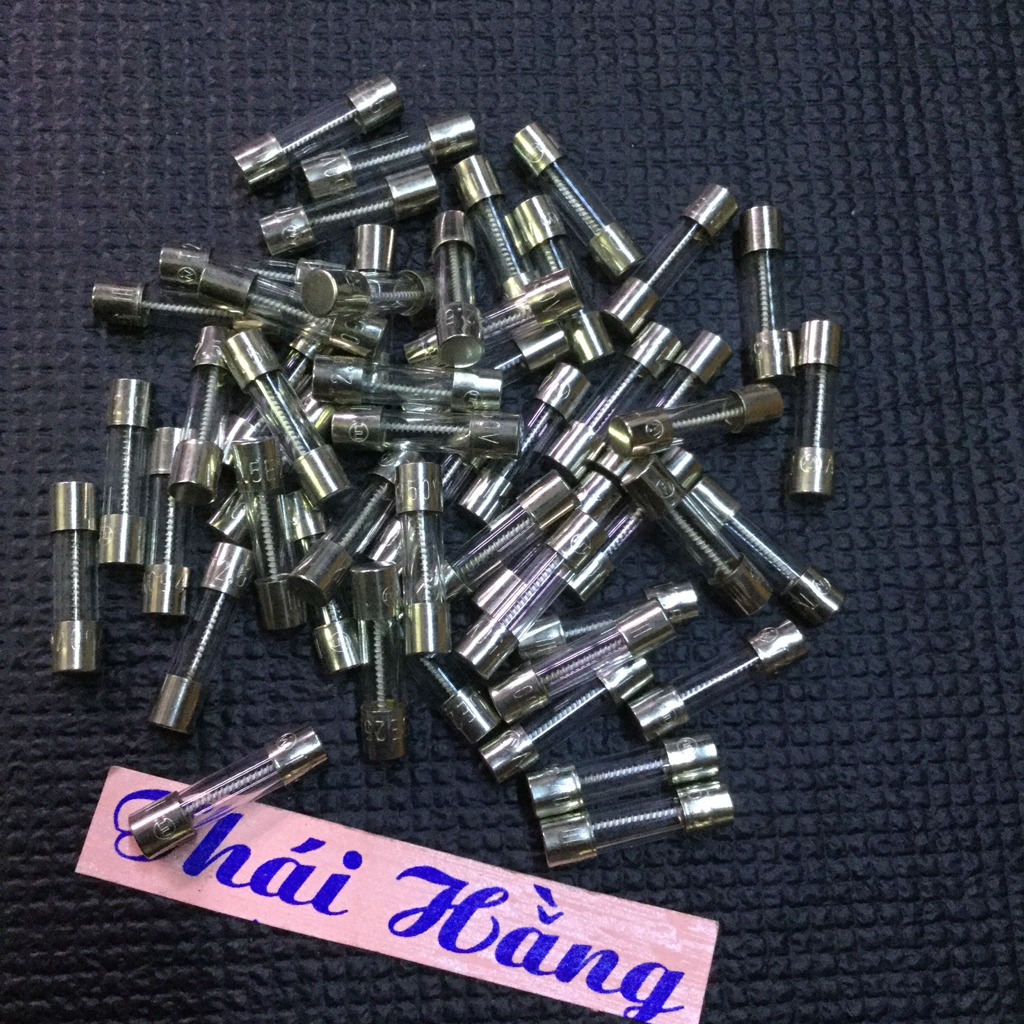 Cầu chì thuỷ tinh Nhật 2.5 A/250 v(10 chiếc )