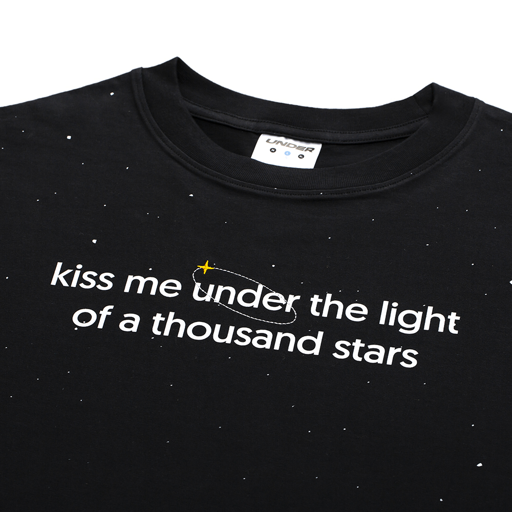 Áo thun UNDER Kiss Me Tee (Black) - UTS012A