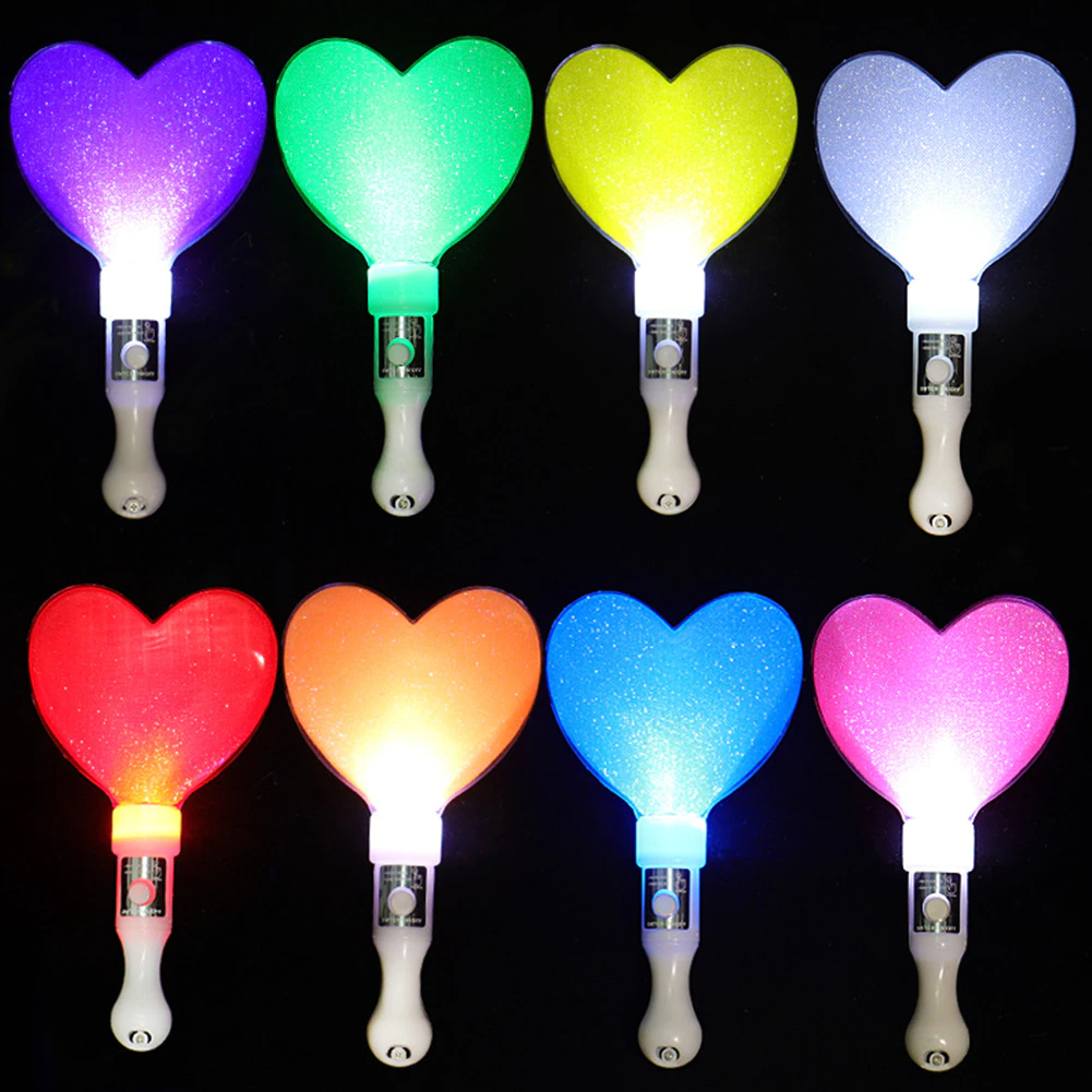 Gậy phát sáng đèn LED hình TRÁI TIM - Món quà đồ chơi buổi tối