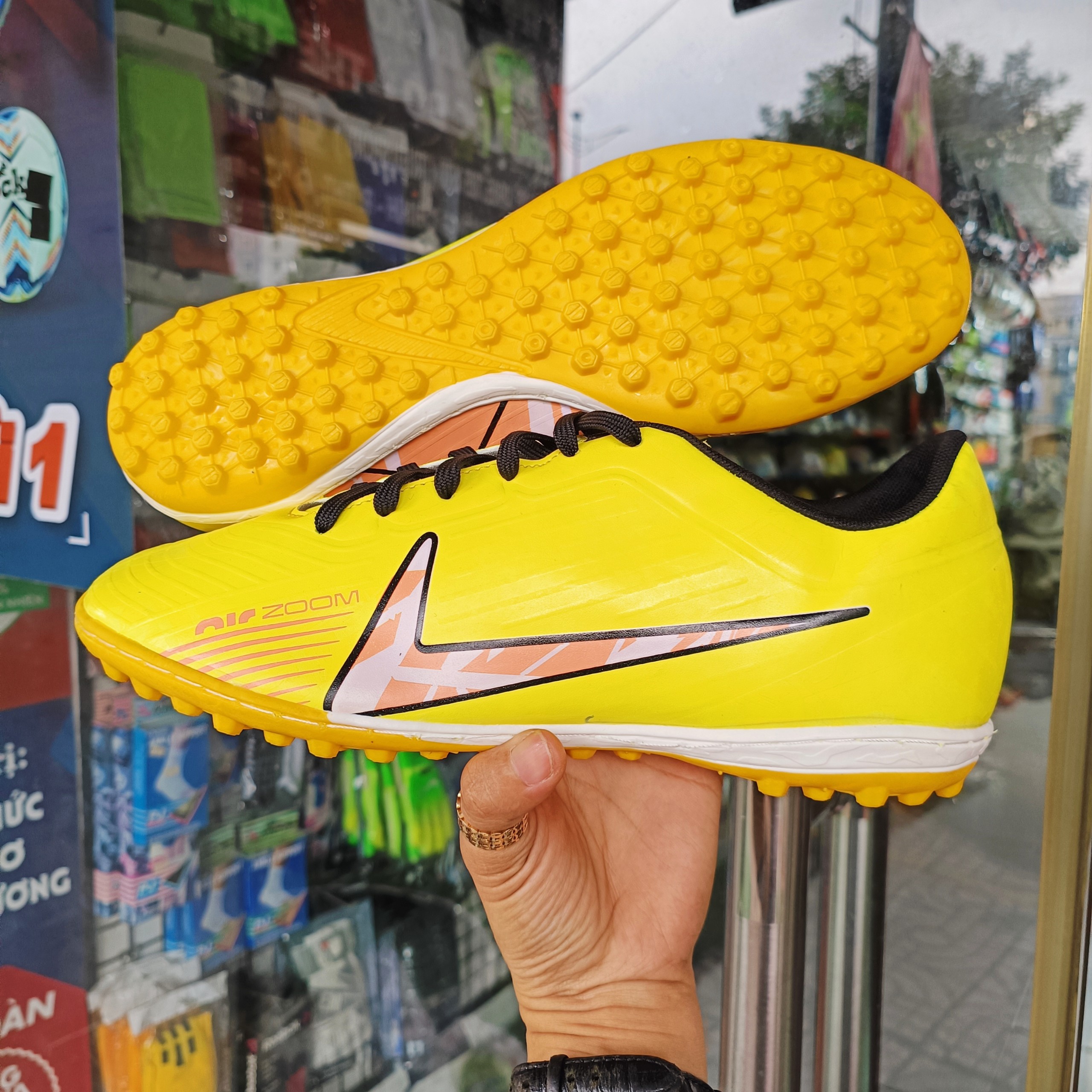 giày đá bóng Vapor 15 winpro tf ( tặng khâu đế + tất + túi rút + hộp )